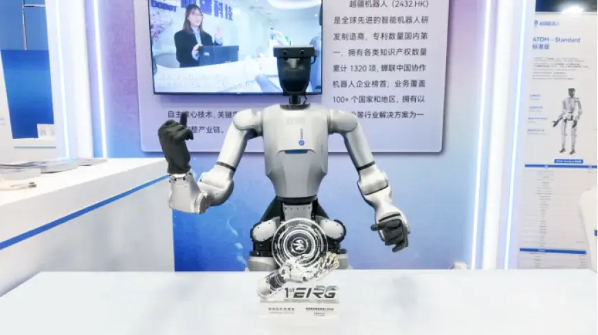 DOBOT Unveils Atom: China’s First Full-Scale Embodied Humanoid Robot with Industrial Dexterity